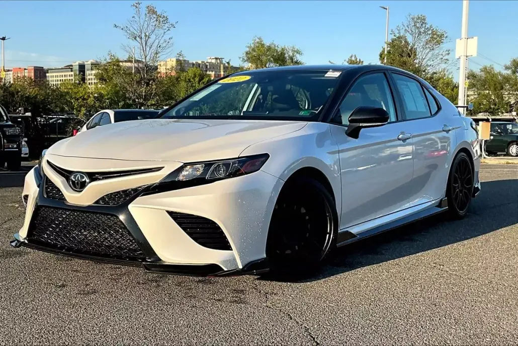 2022 Toyota Camry TRD V6 photo 1