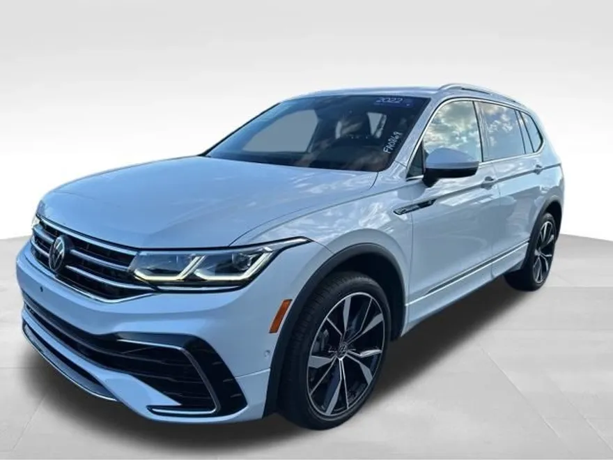 2022 Volkswagen Tiguan SEL Premium R-Line photo 1