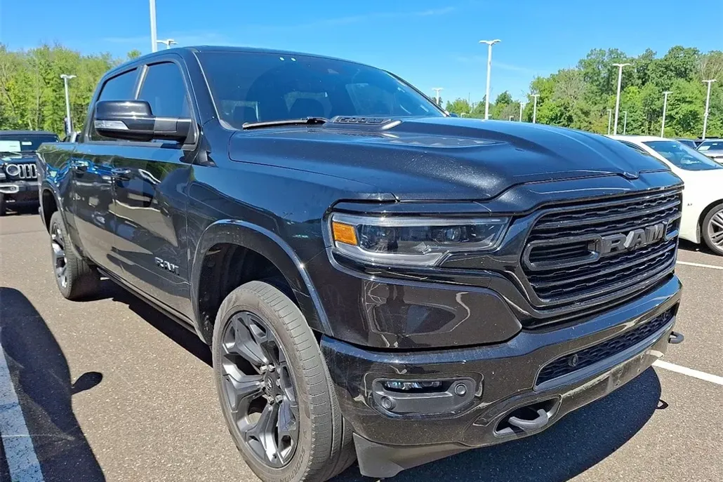 2023 Ram 1500 Limited photo 1