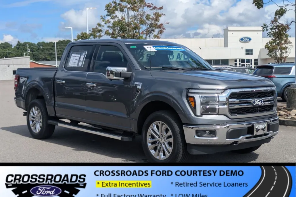 2025 Ford F-150 Lariat photo 1