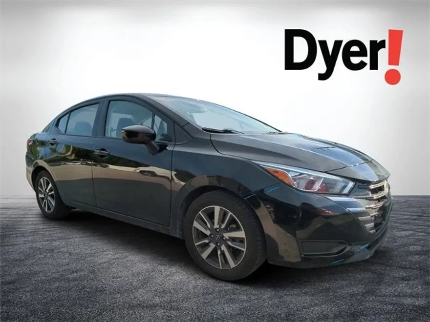 2023 Nissan Versa 1.6 SV photo 1