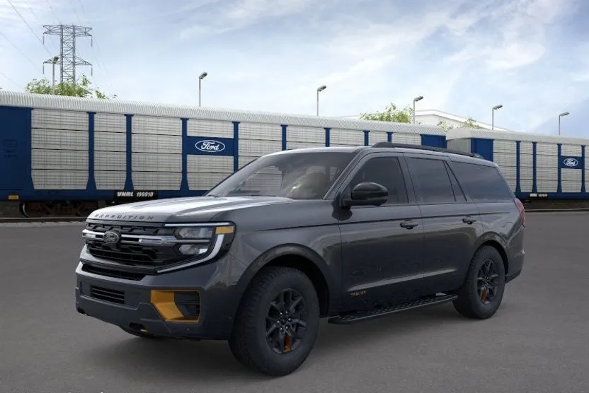 2025 Ford Expedition photo 1