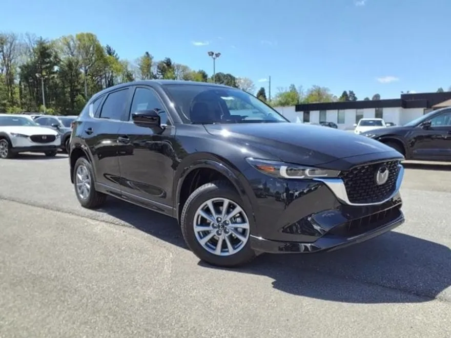 2025 Mazda CX-5 2.5 S Preferred photo 1