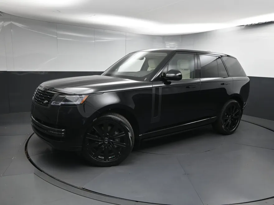2025 Land Rover Range Rover SE photo 1