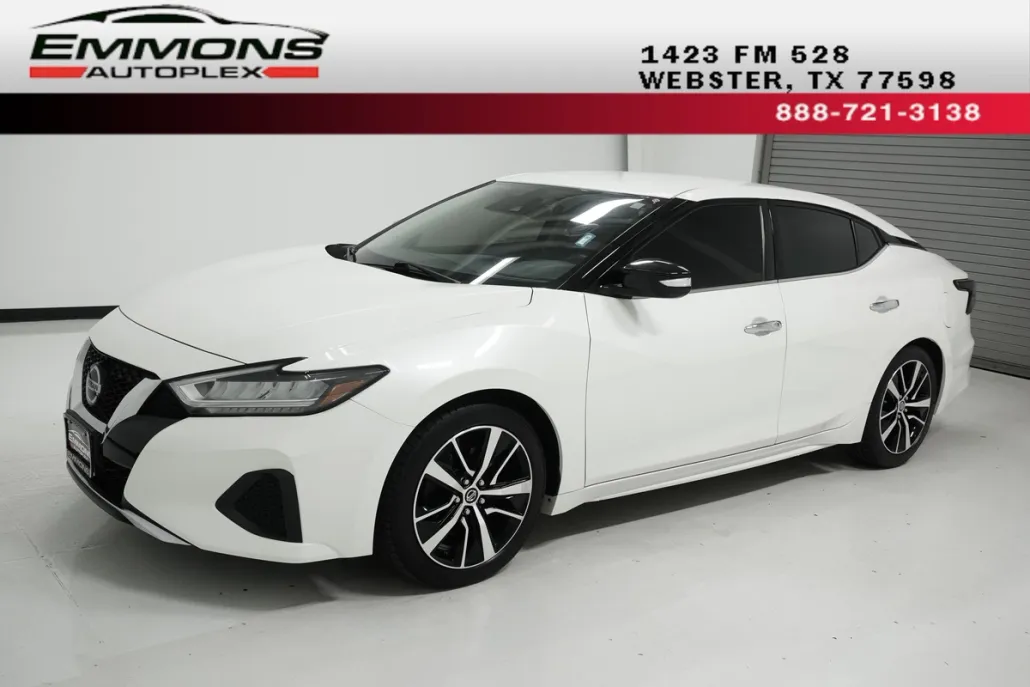 2021 Nissan Maxima SV photo 1