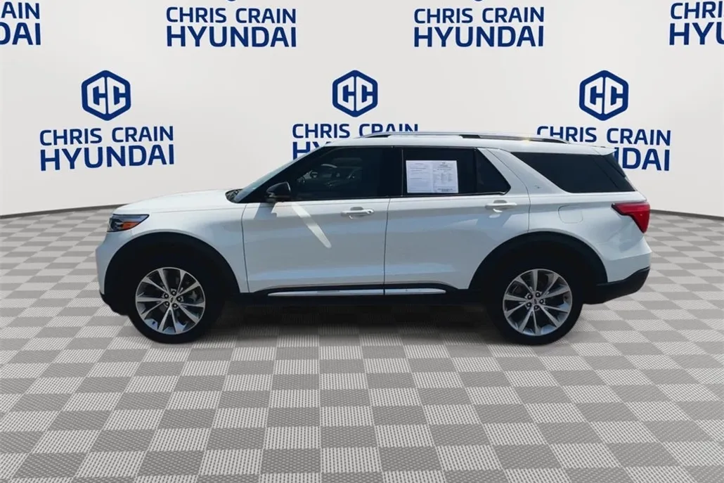 2021 Ford Explorer Platinum photo 1