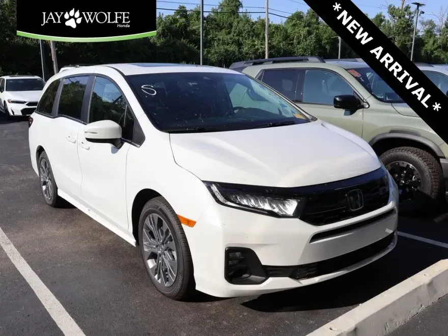 2025 Honda Odyssey Touring photo 1