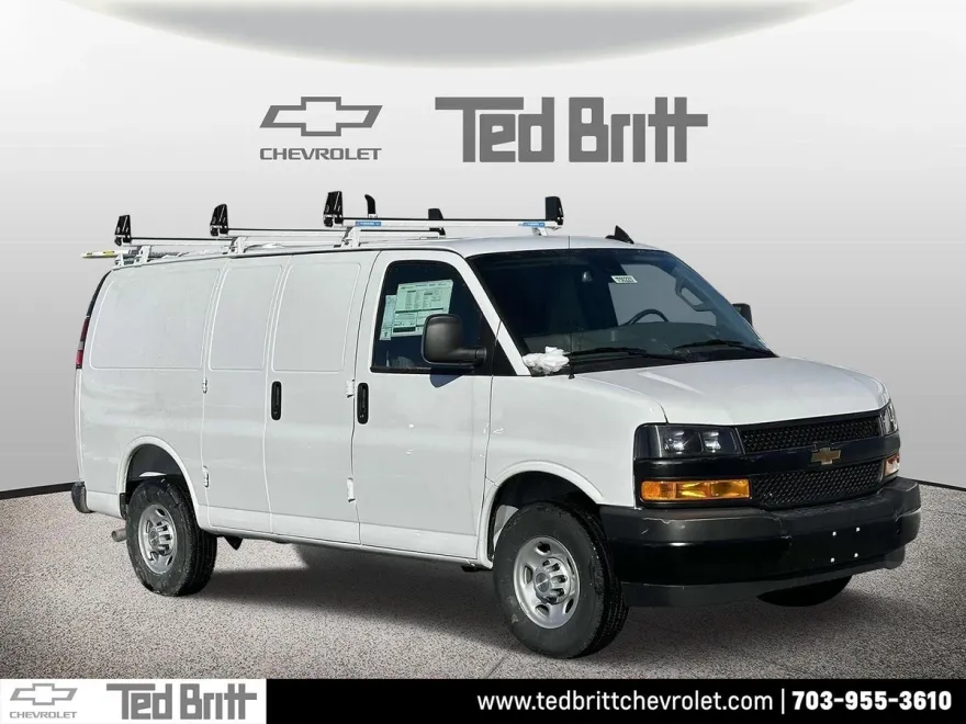 2025 Chevrolet Express Cargo 3500 photo 1