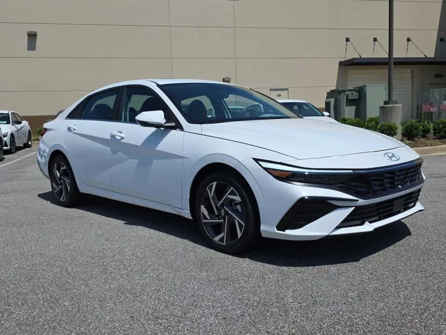 2025 Hyundai Elantra Hybrid Limited photo 1
