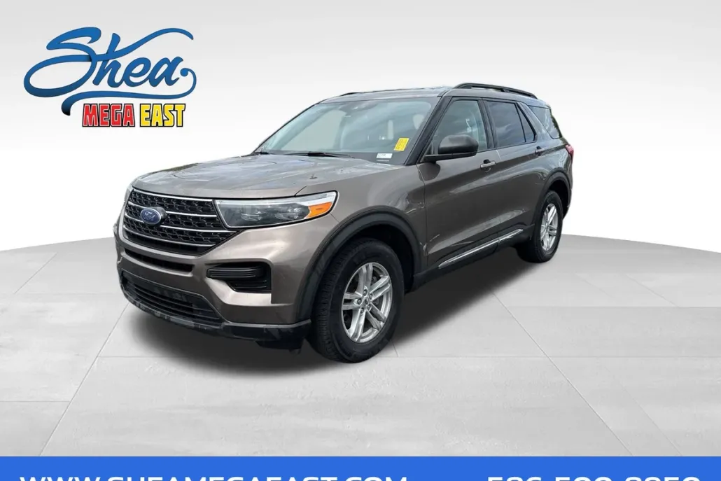 2021 Ford Explorer XLT photo 1