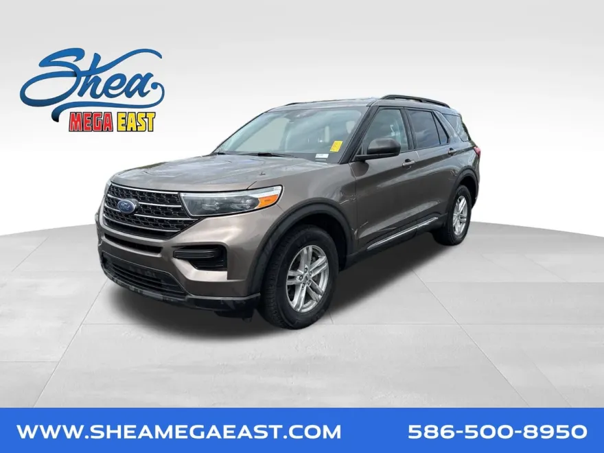 2021 Ford Explorer XLT photo 1