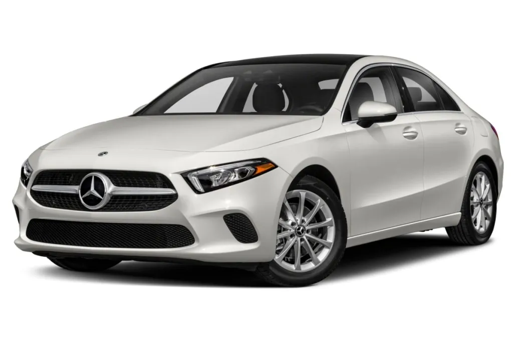 2019 Mercedes Benz A 220 photo 1