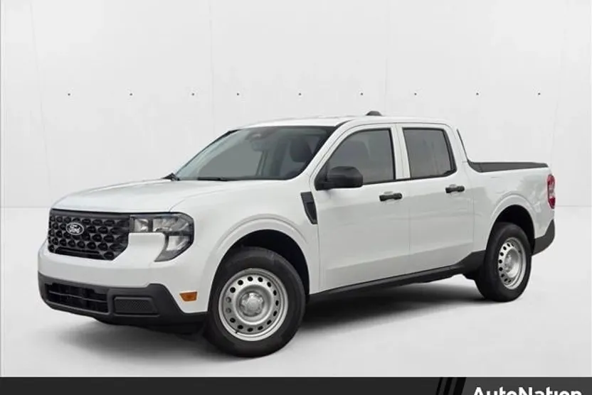 2025 Ford Maverick XL photo 1