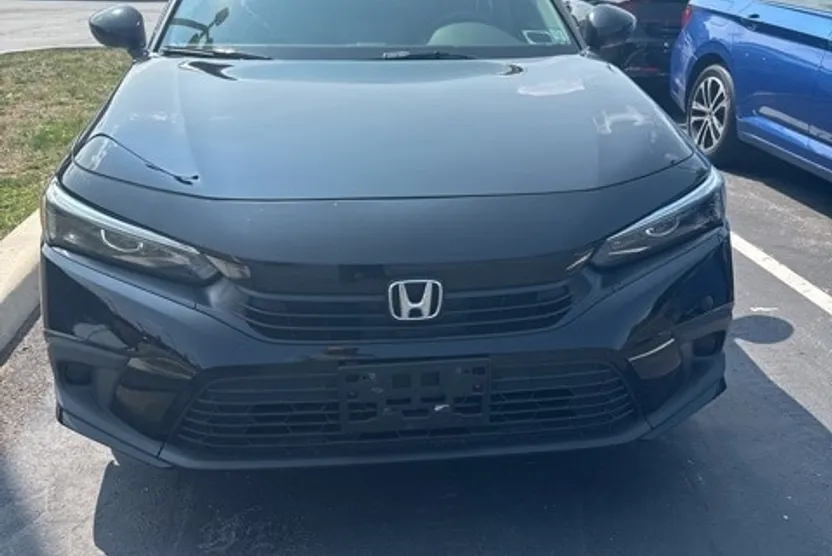 2022 Honda Civic LX photo 1