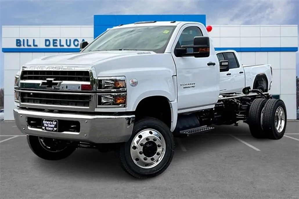 2024 Chevrolet Silverado 5500HD Work Truck photo 1