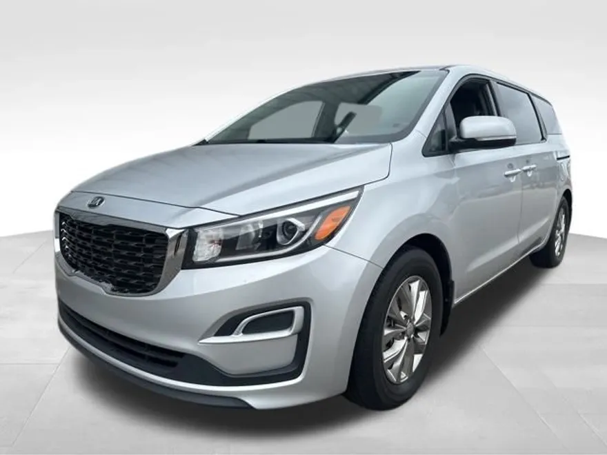 2020 Kia Sedona LX photo 1