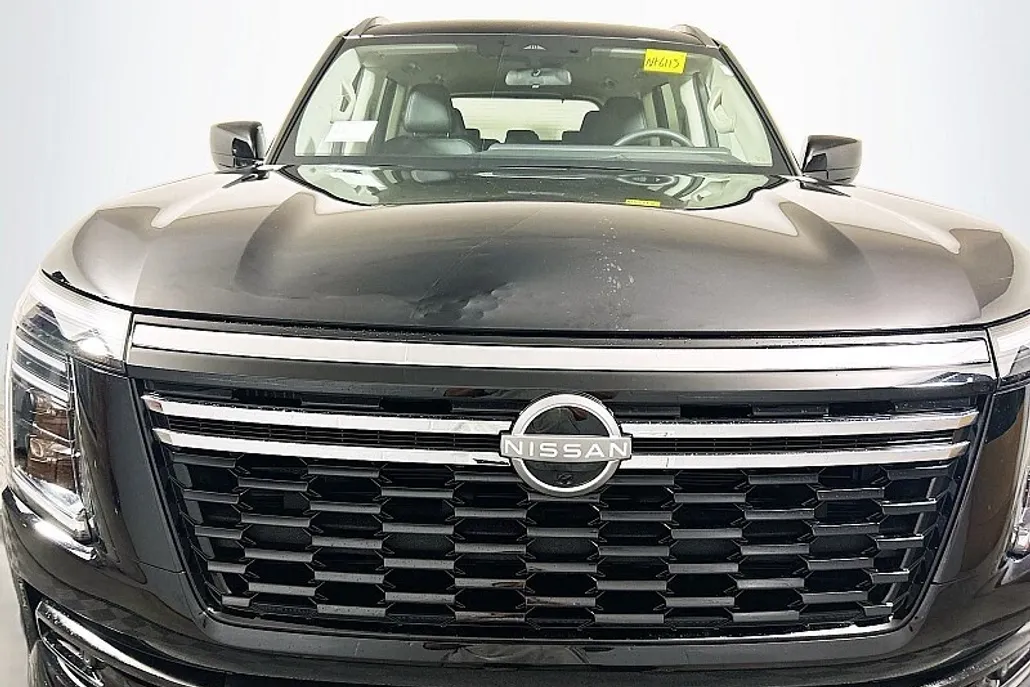 2025 Nissan Armada SV photo 1