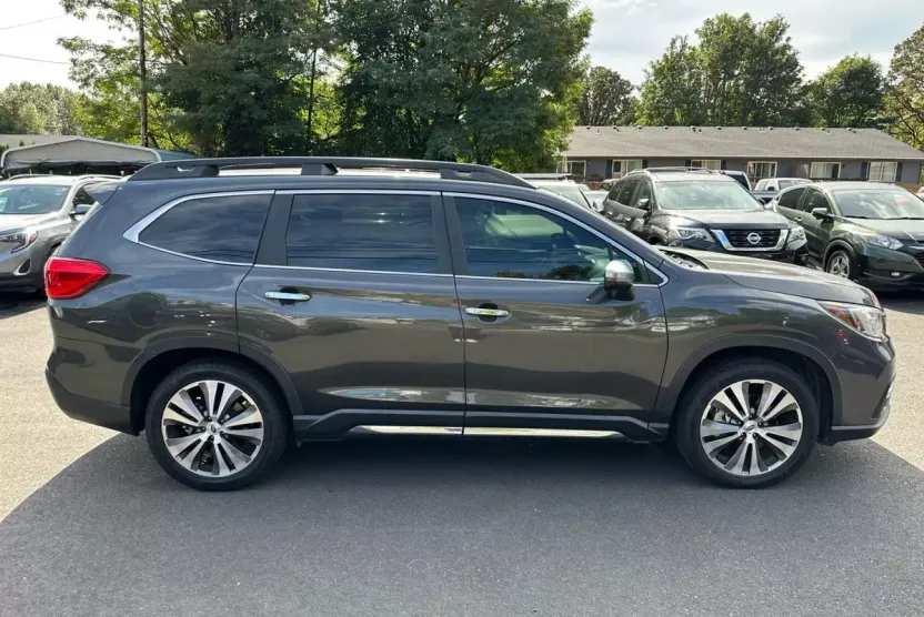 2020 Subaru Ascent Touring photo 1