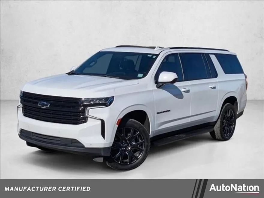 2023 Chevrolet Suburban RST photo 1