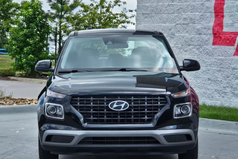 2020 Hyundai Venue SE photo 1