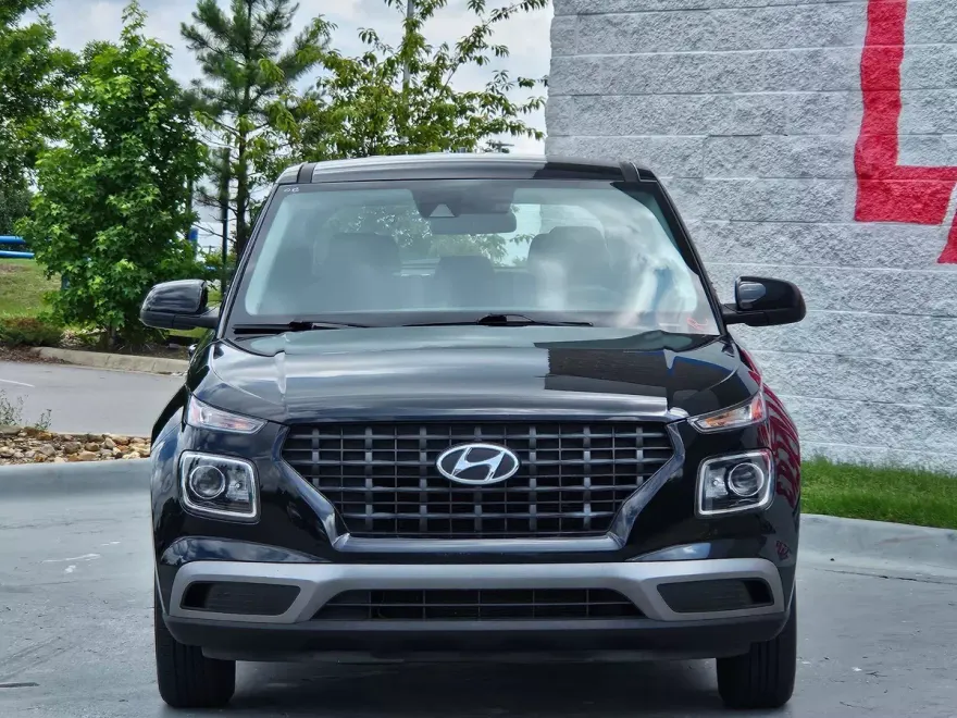 2020 Hyundai Venue SE photo 1