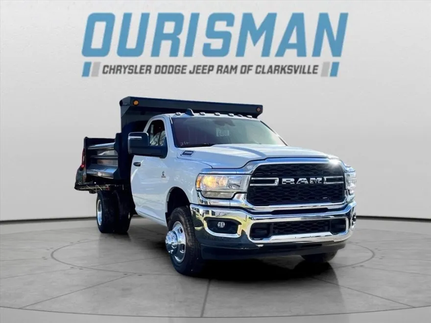 2023 Ram 3500 Tradesman photo 1