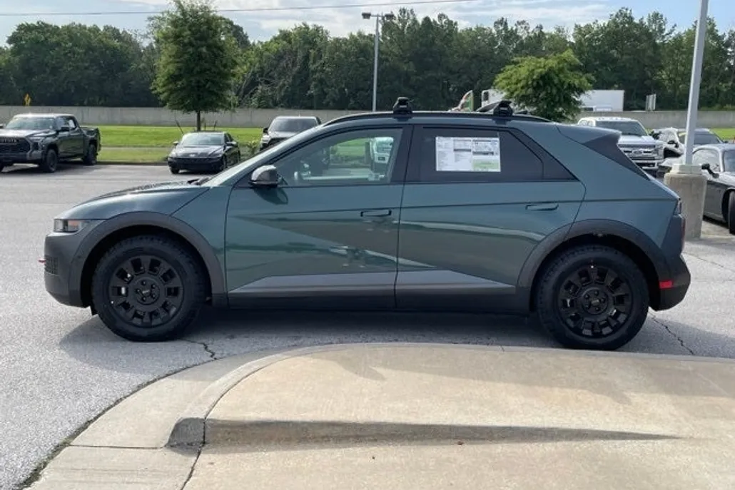 2025 Hyundai Ioniq 5 photo 1