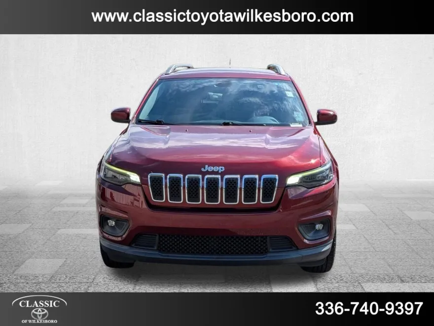 2019 Jeep Cherokee Latitude photo 1