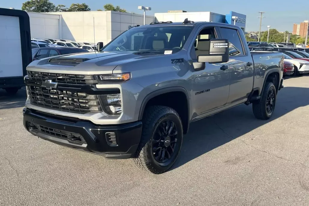 2026 Chevrolet Silverado 2500HD photo 1
