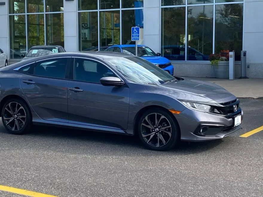 2020 Honda Civic Sport photo 1