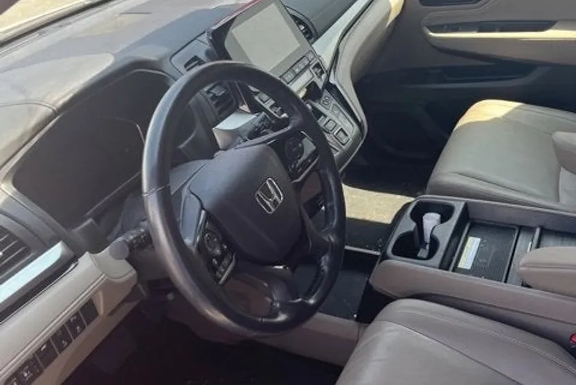 2019 Honda Odyssey Elite photo 1