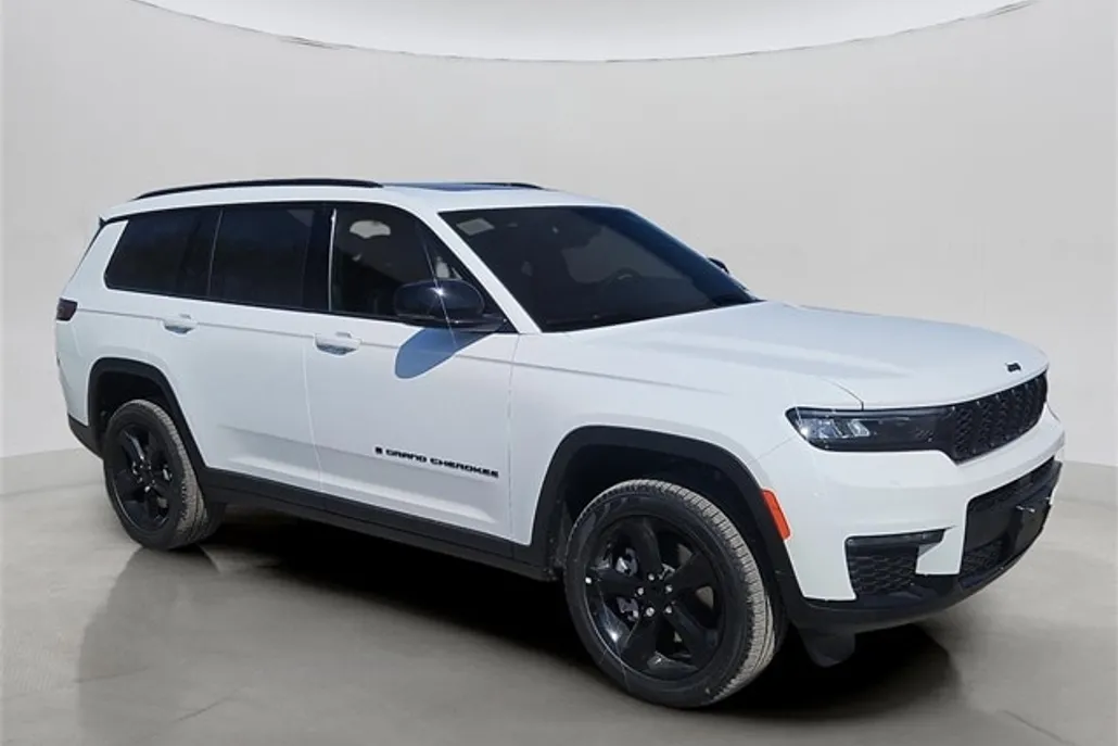 2025 Jeep Grand Cherokee Limited photo 1