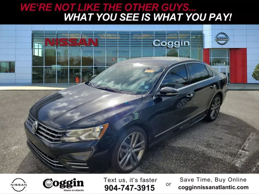 2016 Volkswagen Passat R-Line photo 1