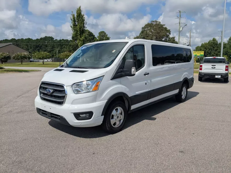 2020 Ford Transit Passenger XLT photo 1