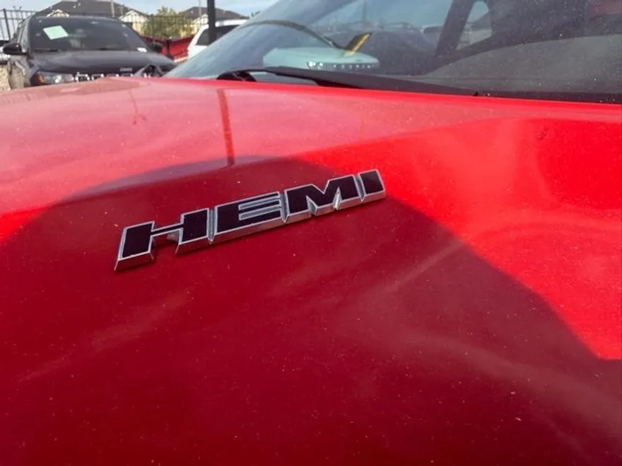 2014 Dodge Challenger R/T photo 1