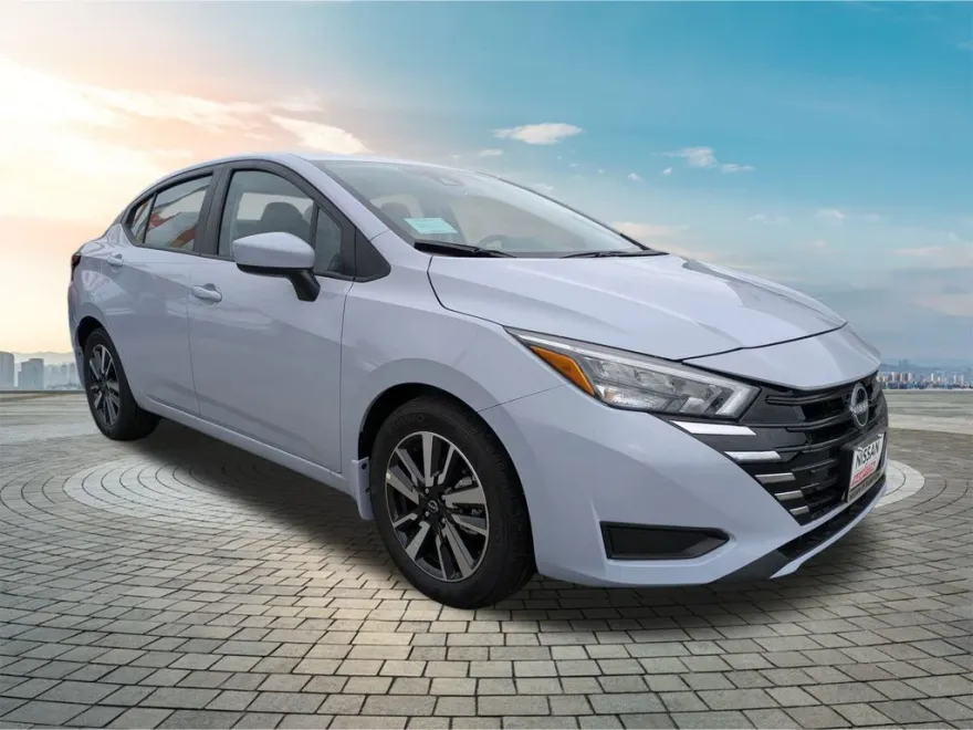 2025 Nissan Versa SV photo 1