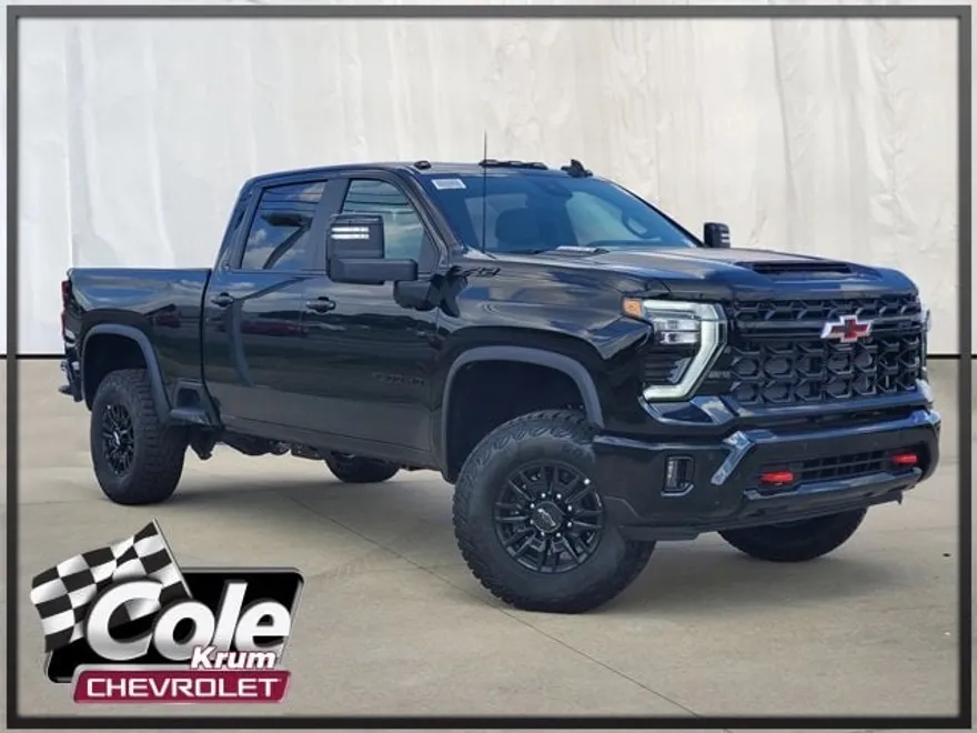 2025 Chevrolet Silverado 2500HD ZR2 photo 1