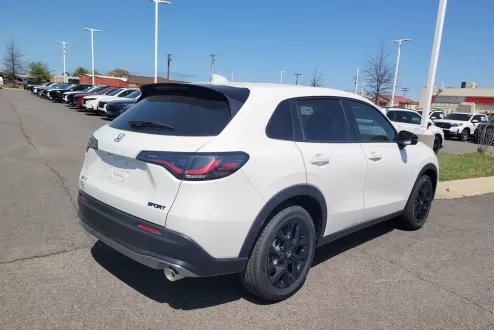 2025 Honda HR-V Sport photo 3