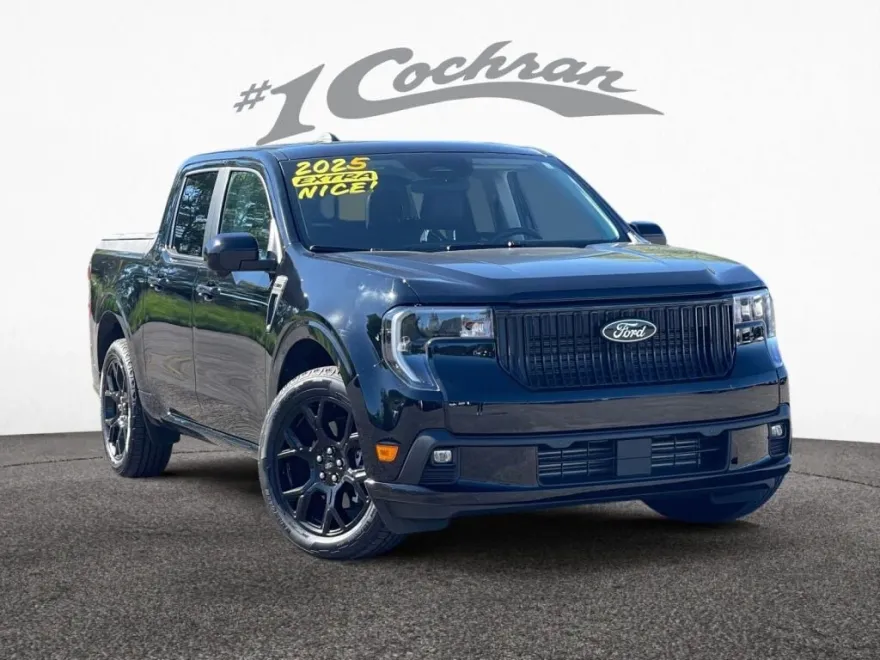 2025 Ford Maverick photo 1