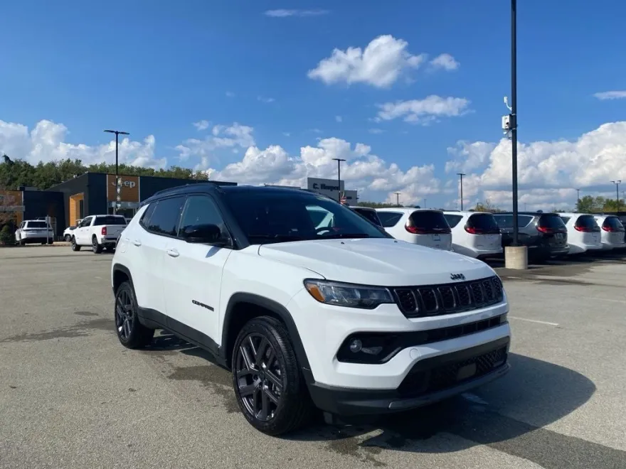 2026 Jeep Compass Limited Altitude photo 1