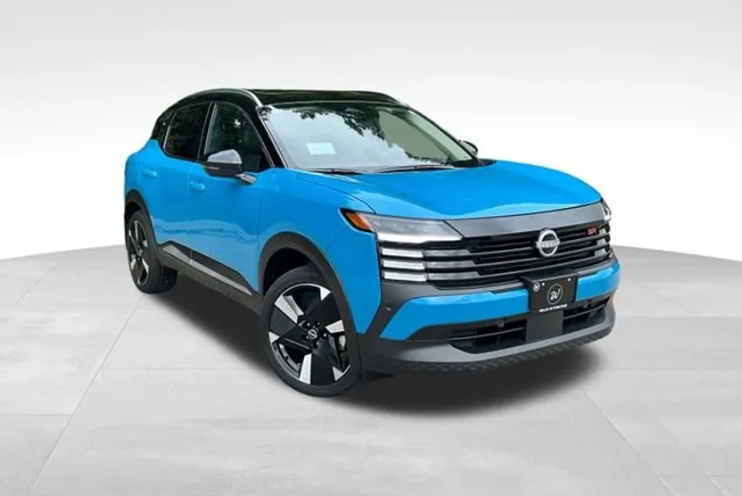 2025 Nissan Kicks SR photo 1