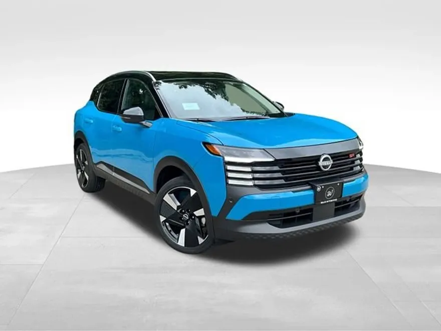2025 Nissan Kicks SR photo 1
