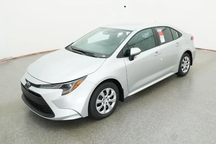 2026 Toyota Corolla LE photo 1