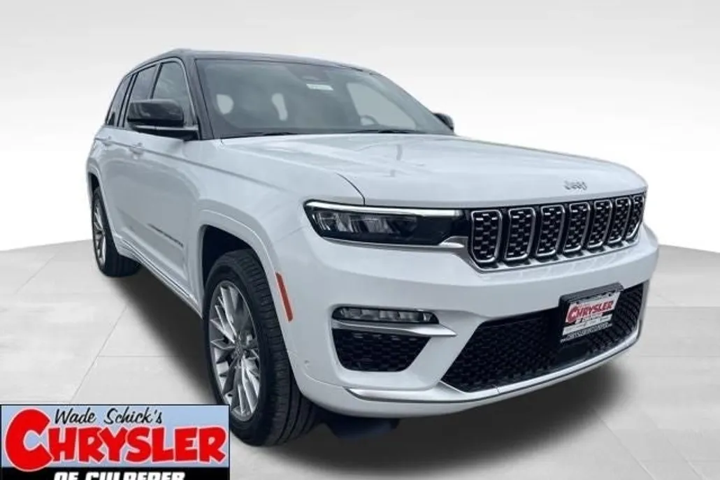 2025 Jeep Grand Cherokee Summit photo 1