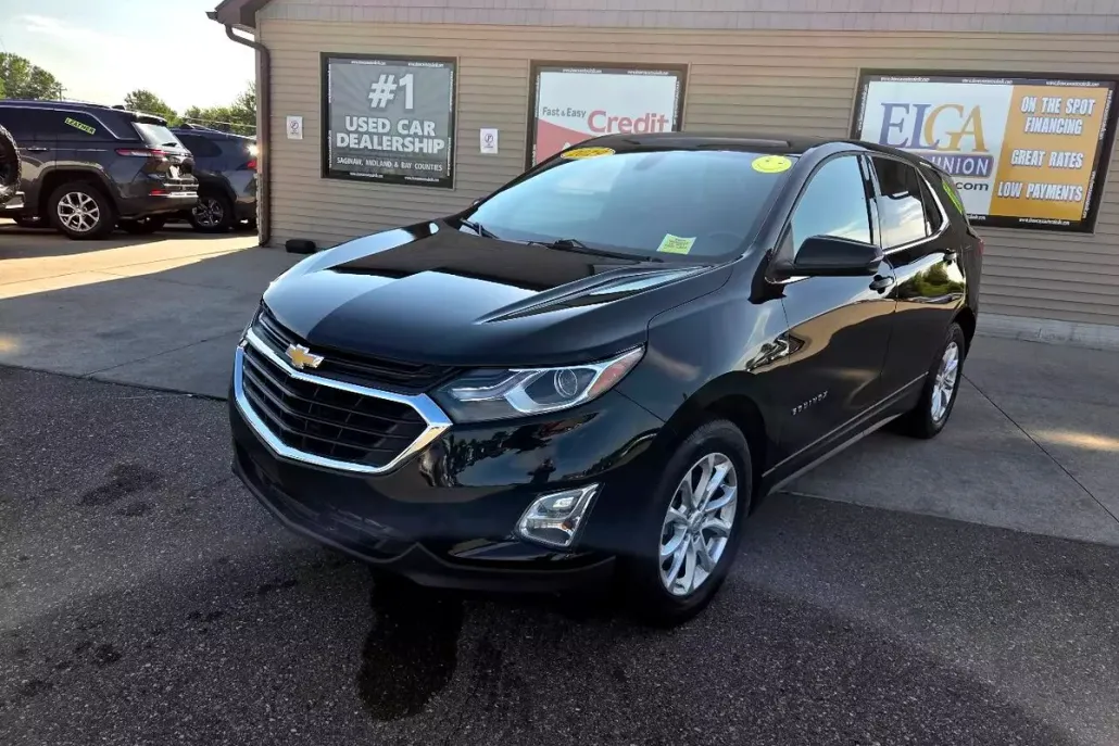 2019 Chevrolet Equinox LT photo 1