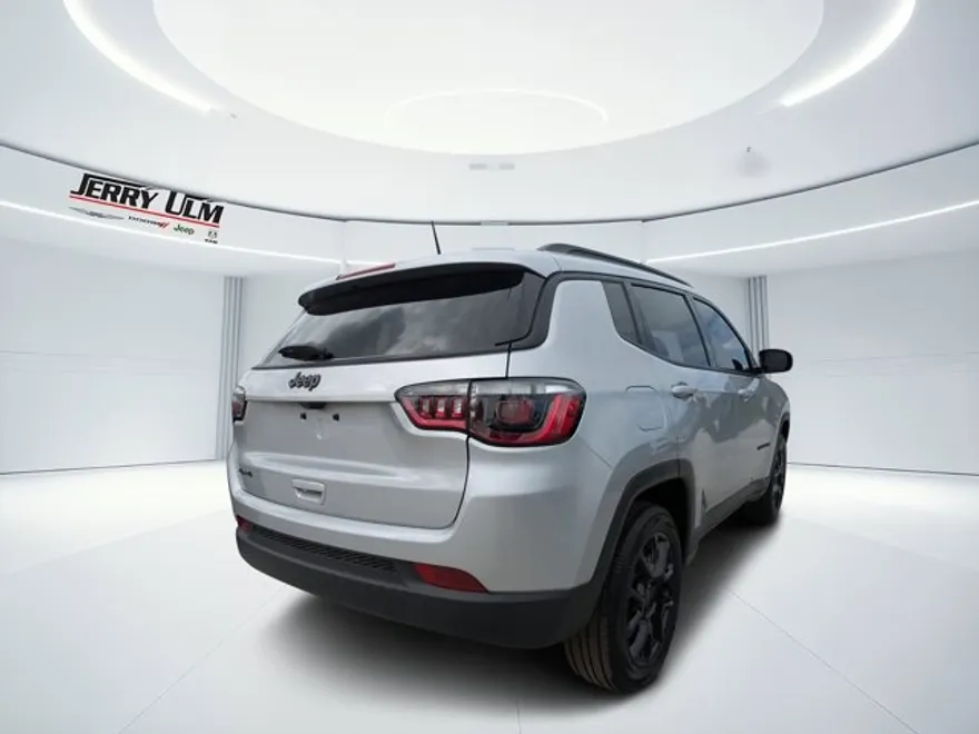 2026 Jeep Compass Latitude Altitude photo 1