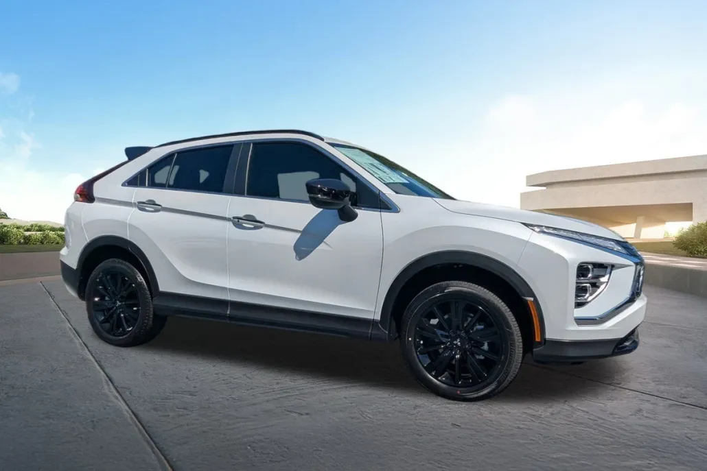 2025 Mitsubishi Eclipse Cross SEL photo 1