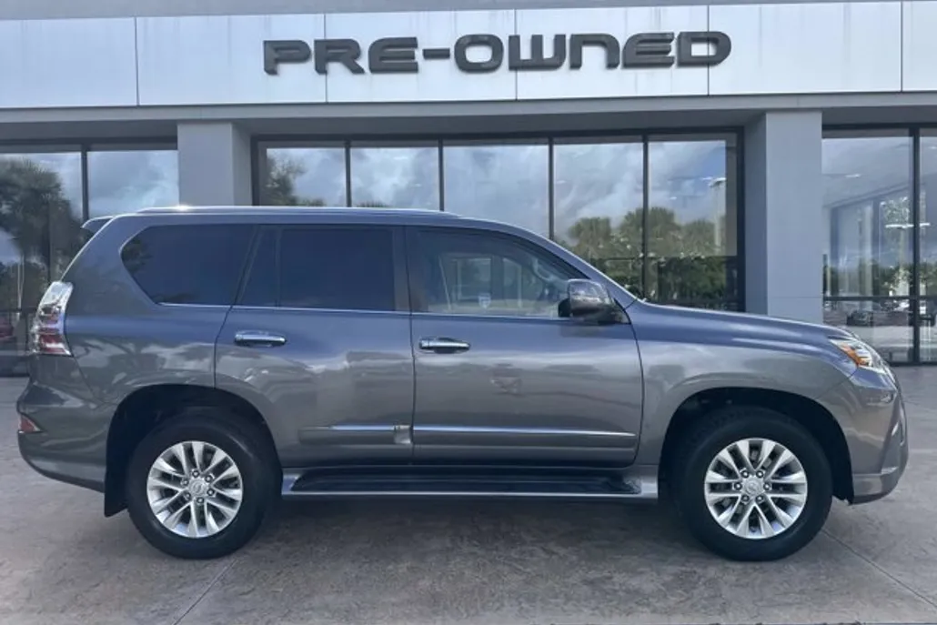 2019 Lexus GX 460 photo 1