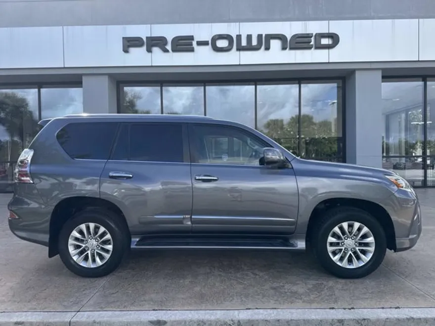 2019 Lexus GX 460 photo 1