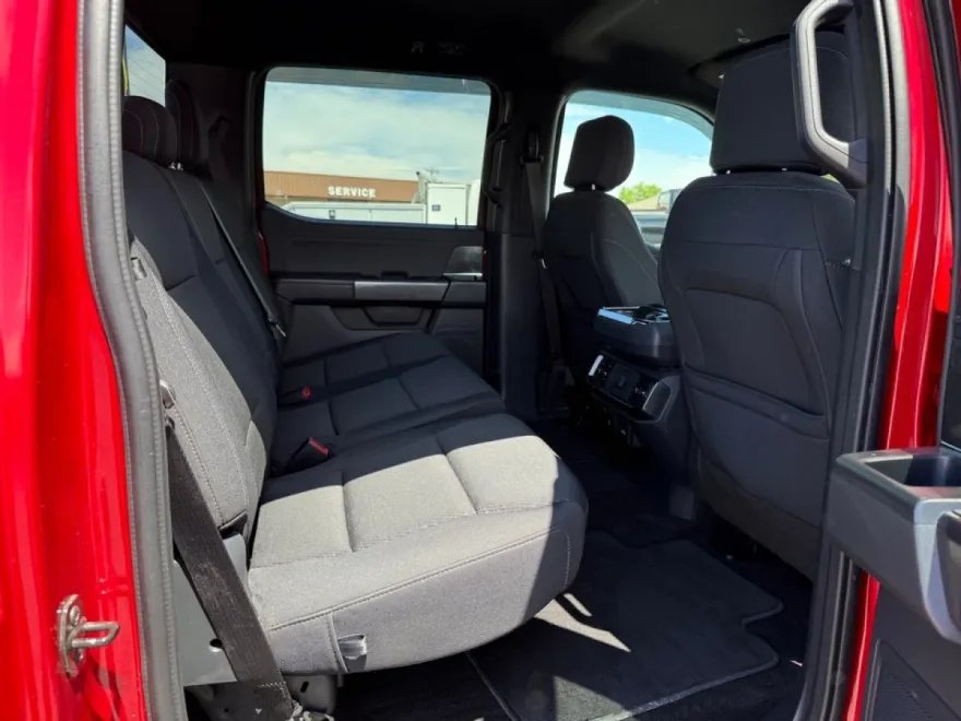 2021 Ford F-150 XLT photo 15